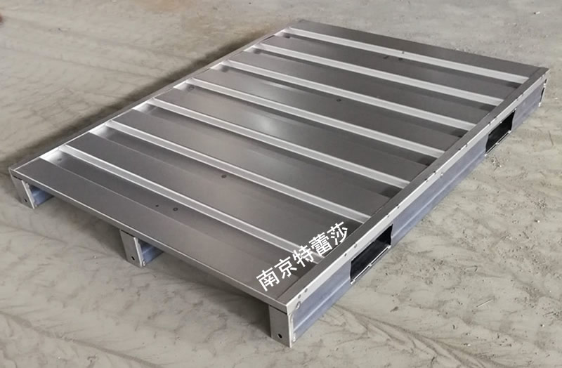 四向進(jìn)叉波紋板鋼托盤(pán) 四向進(jìn)叉波紋板鋼托盤(pán)